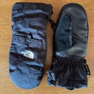 The North Face Black Waterproof Mittens